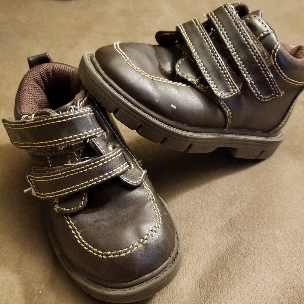 Old Navy toddler boots size 2T